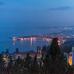 Vila Luxury With Private Pool - Sea & Mount Etna Views - Historic Center - 5 Bedroom Configuration *