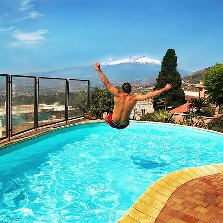 Luxury With Private Pool - Sea & Mount Etna Views - Historic Center - 5 Bedroom Configuration Villa *