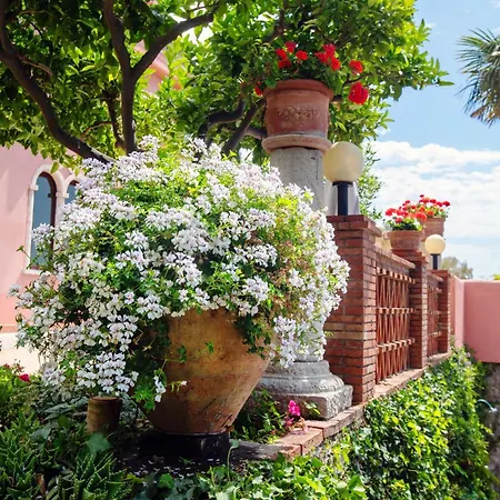 Luxury With Private Pool - Sea & Mount Etna Views - Historic Center - 5 Bedroom Configuration Villa Taormina