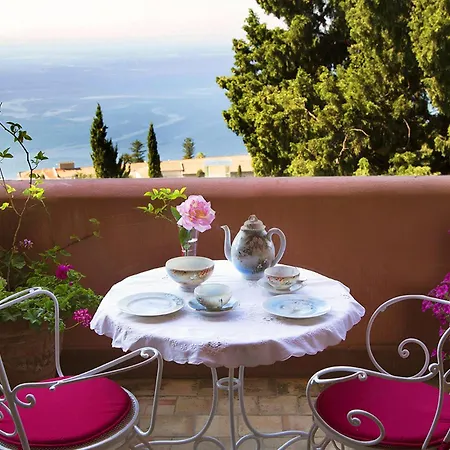 Luxury With Private Pool - Sea & Mount Etna Views - Historic Center - 5 Bedroom Configuration Villa