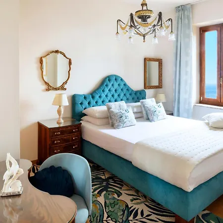 Luxury With Private Pool - Sea & Mount Etna Views - Historic Center - 5 Bedroom Configuration *