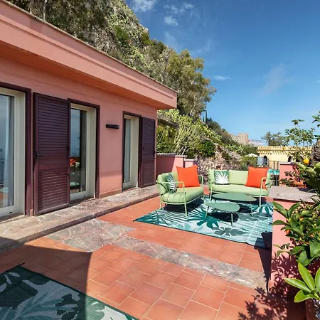 Luxury With Private Pool - Sea & Mount Etna Views - Historic Center - 5 Bedroom Configuration * Taormina