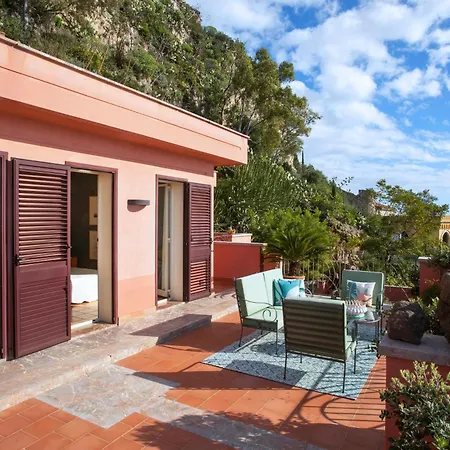 Luxury With Private Pool - Sea & Mount Etna Views - Historic Center - 5 Bedroom Configuration
