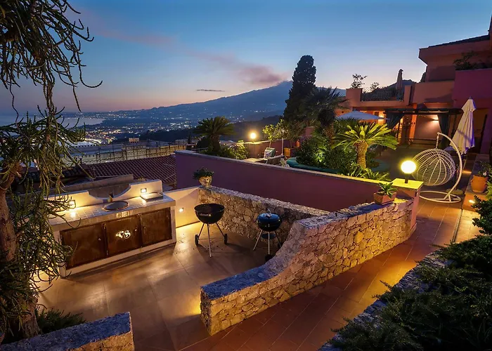 Villa Luxury With Private Pool - Sea & Mount Etna Views - Historic Center - 5 Bedroom Configuration