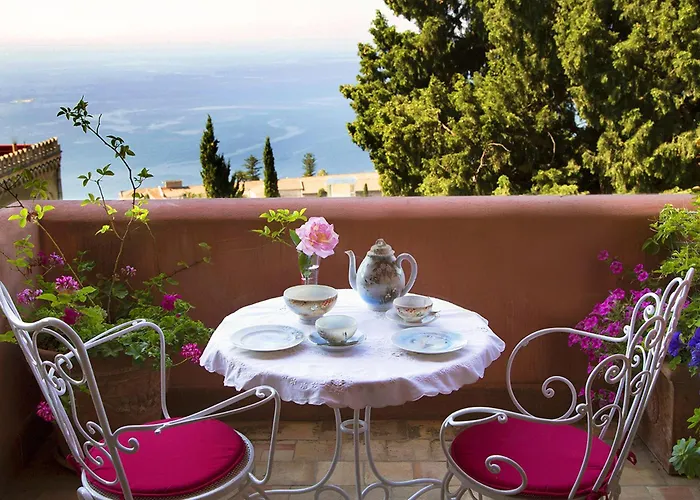 Luxury With Private Pool - Sea & Mount Etna Views - Historic Center - 5 Bedroom Configuration Villa