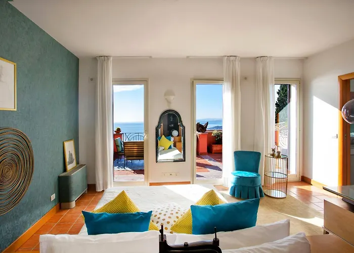 Luxury With Private Pool - Sea & Mount Etna Views - Historic Center - 5 Bedroom Configuration * Taormina