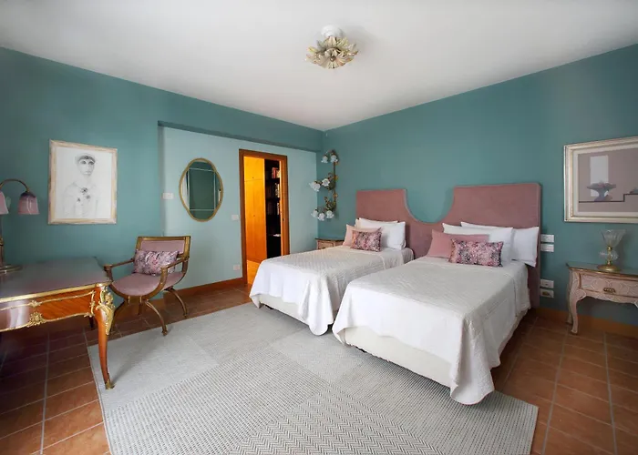 Luxury With Private Pool - Sea & Mount Etna Views - Historic Center - 5 Bedroom Configuration Villa Taormina