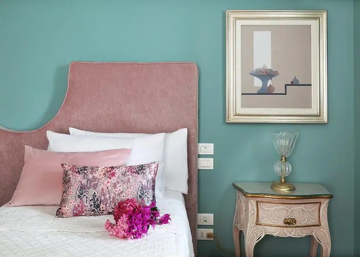 Luxury With Private Pool - Sea & Mount Etna Views - Historic Center - 5 Bedroom Configuration Taormina