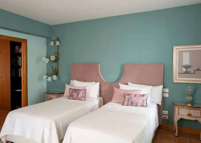 Luxury With Private Pool - Sea & Mount Etna Views - Historic Center - 5 Bedroom Configuration *