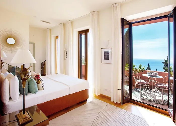 Luxury With Private Pool - Sea & Mount Etna Views - Historic Center - 5 Bedroom Configuration Taormina