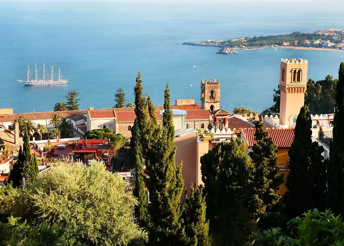 Villa Luxury With Private Pool - Sea & Mount Etna Views - Historic Center - 5 Bedroom Configuration Taormina